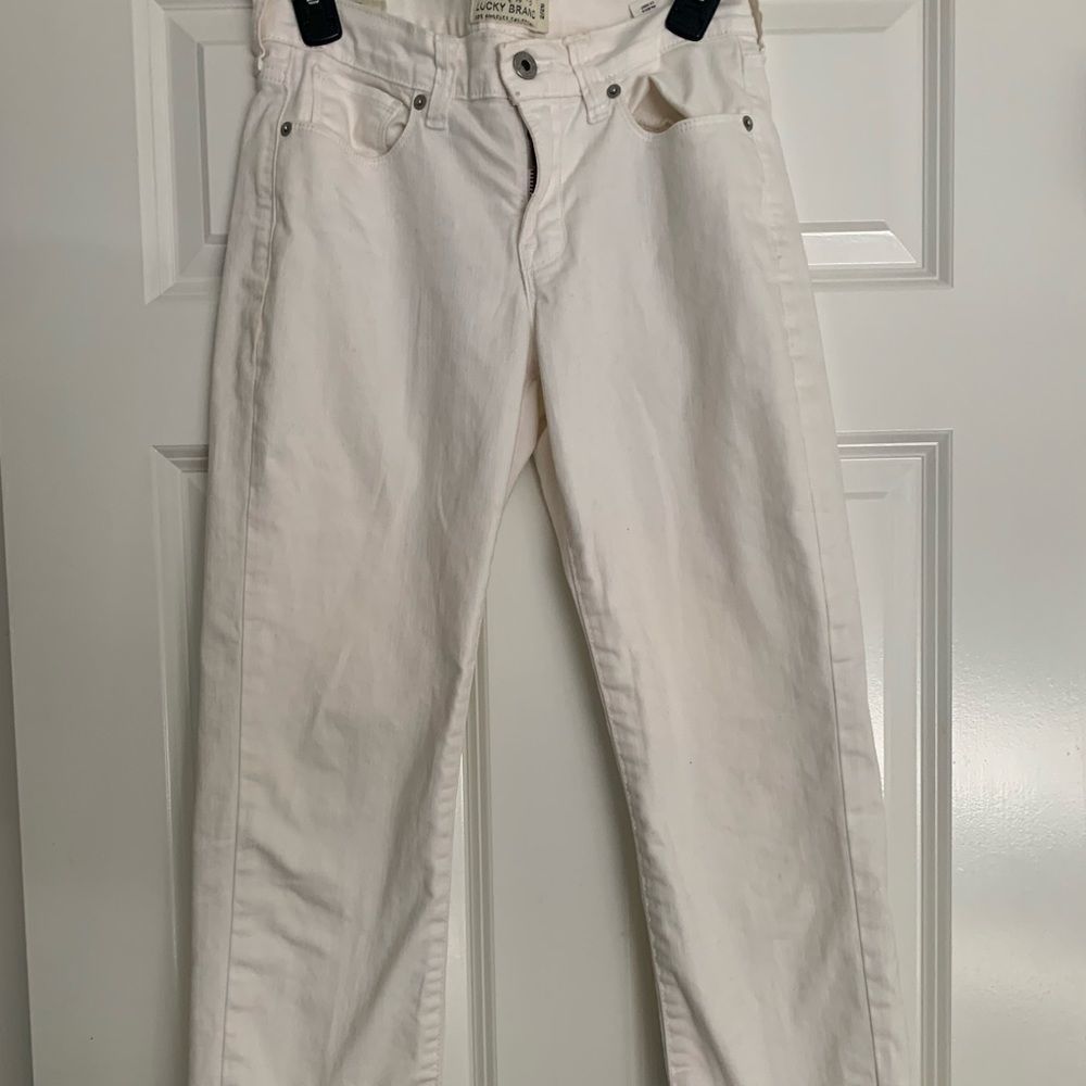 Lucky Jeans Woman’s White Jeans size 2/26